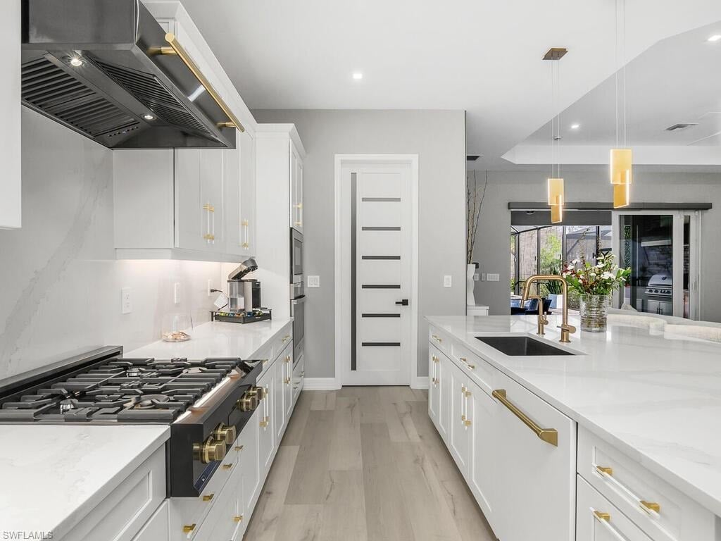 13543 Blue Bay Cir
