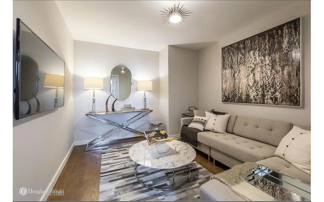 2025 Broadway, #24CDE