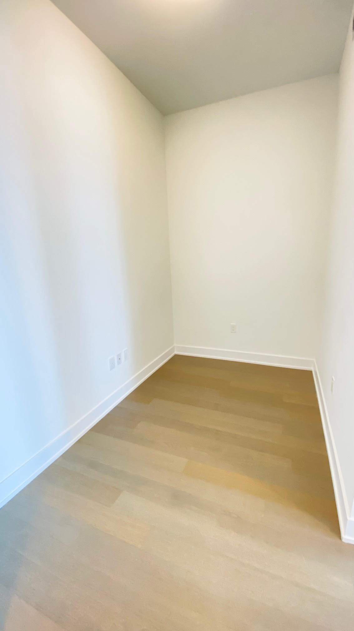 20 Shore Breeze Drive Unit: 4505