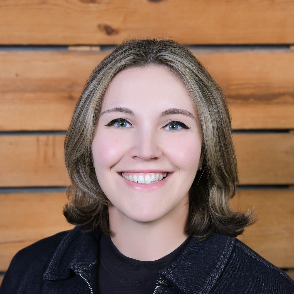 Hannah Wilhelm Newport Beach, CA Real Estate Agent Headshot