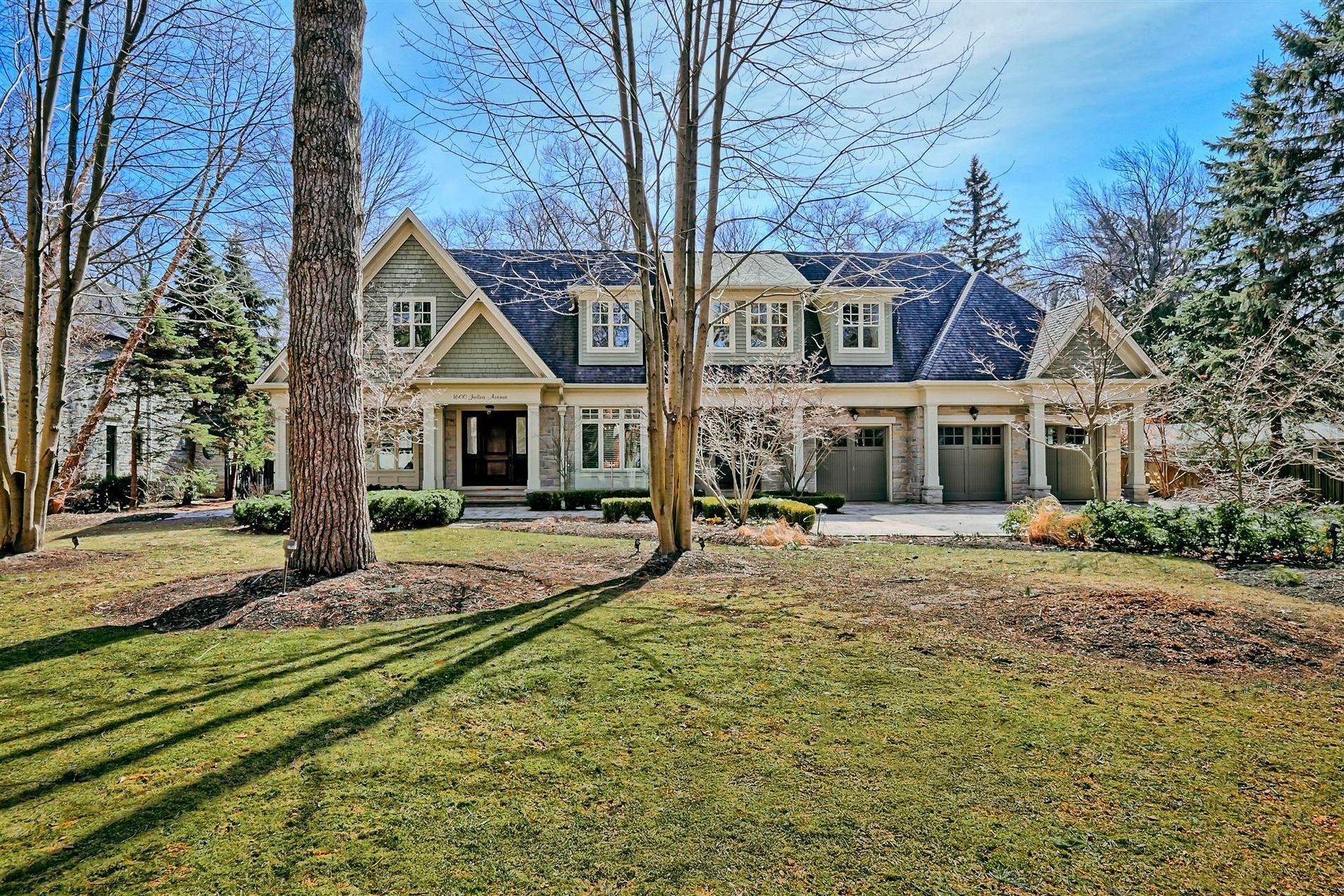 1600 Jalna Ave