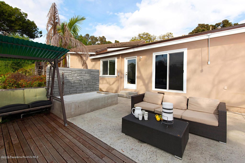 530 Vista Del Llano Dr