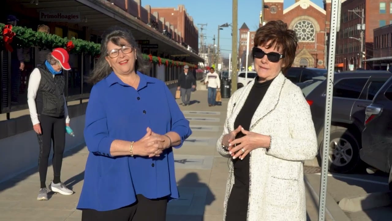 The American Dream TV: Touring Pittsburgh Hall of Fame with Roxane Agostinelli	