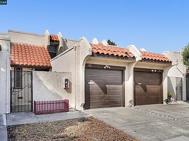93 Villa Dr