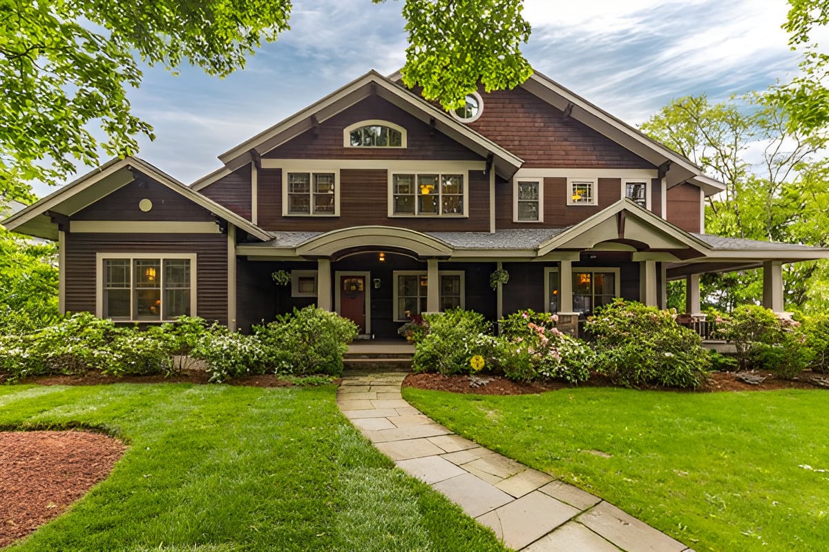 7 Worthen Rd
