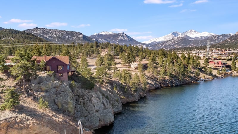 Historic Mall House Overlooking Lake Estes