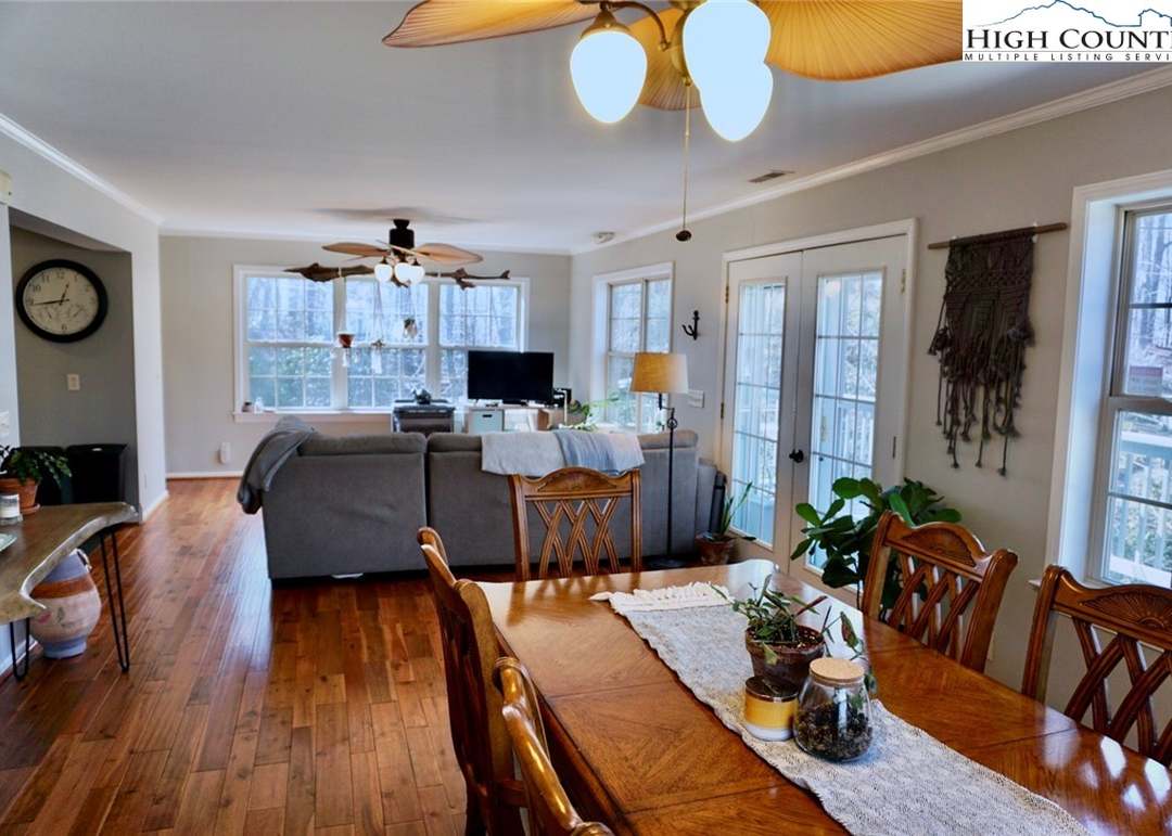  185 Poplar Rdg