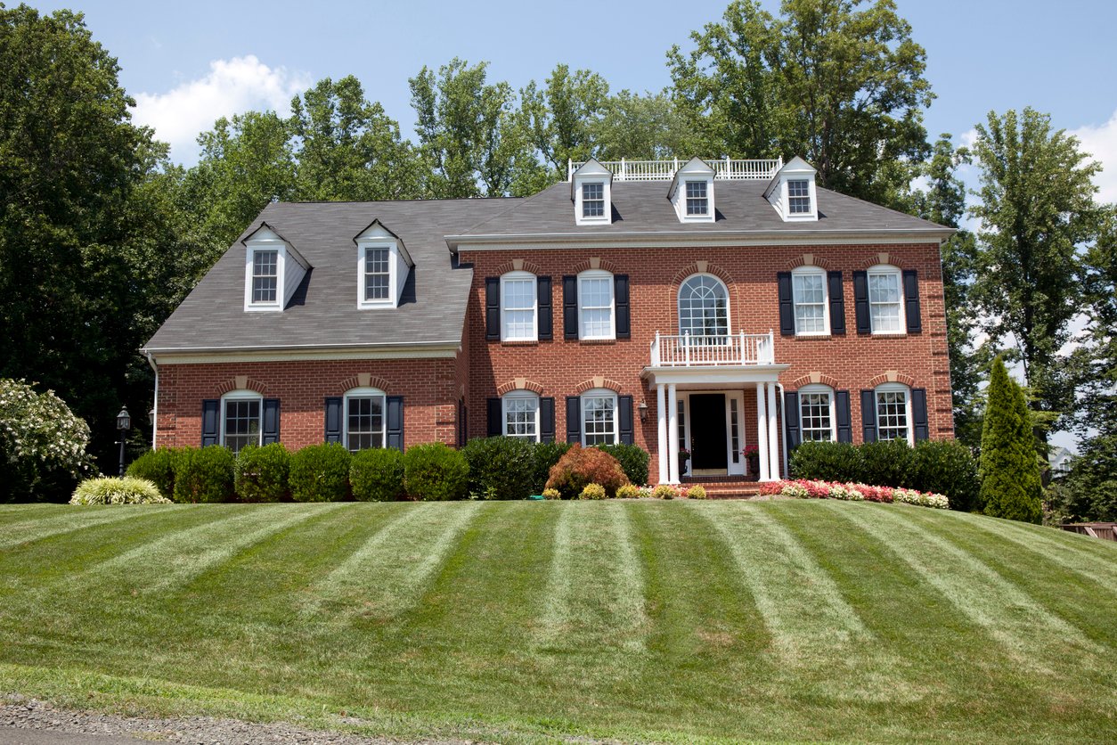 Luxury Real Estate Market Trends 2025