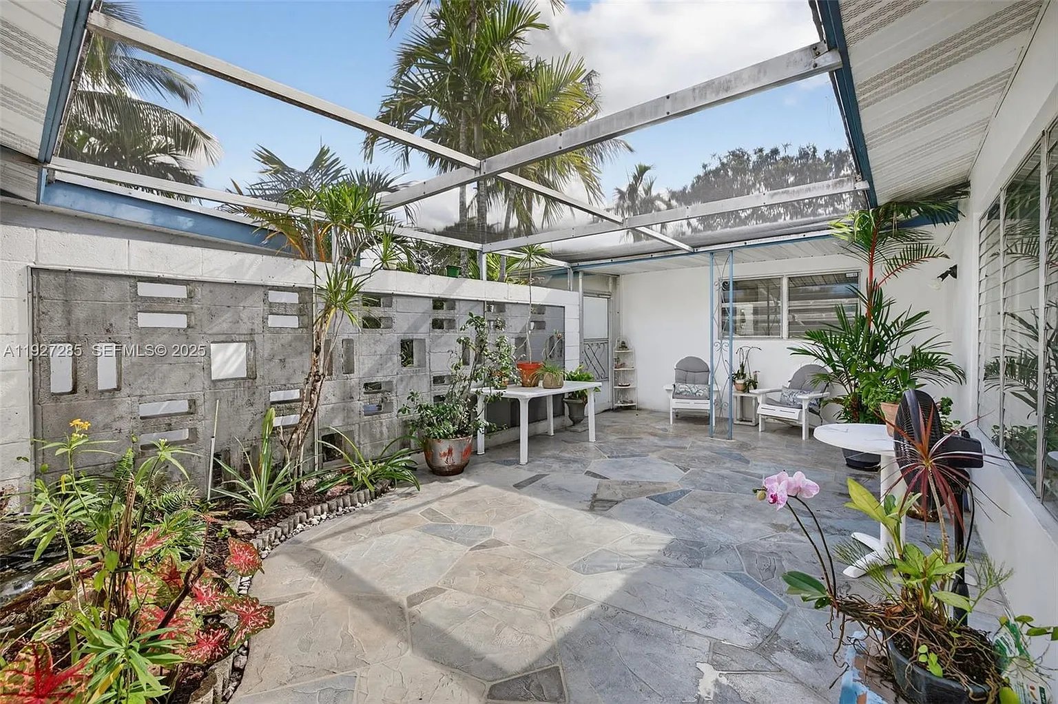 131 SW 58th Ave