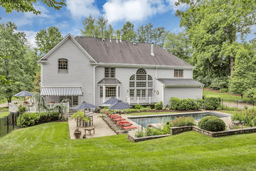 1129 Towlston Rd