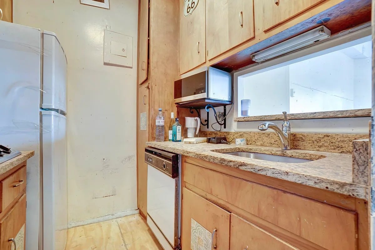 33 Greenwich Ave #11H