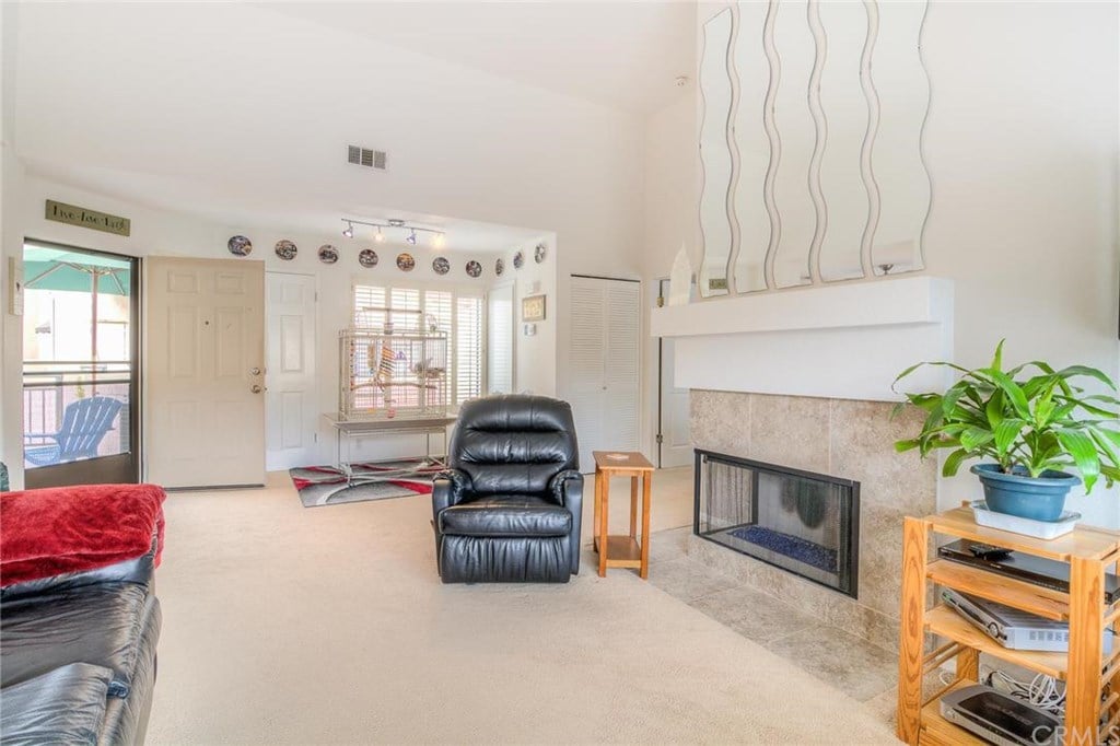 57 Largo St