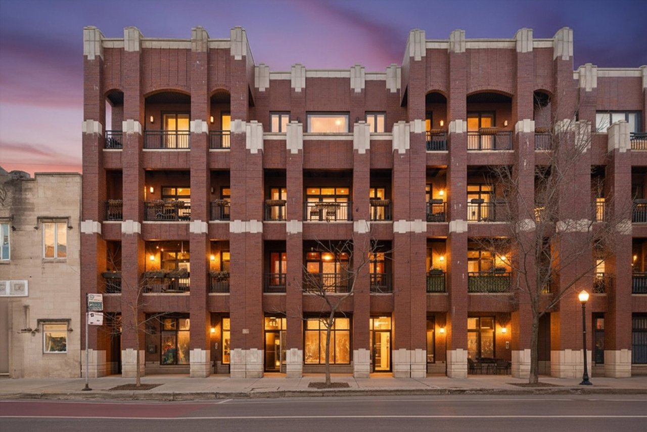 1411 W CHICAGO AVE 2