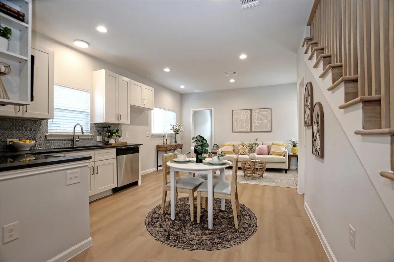 1709 Southwestern Trl