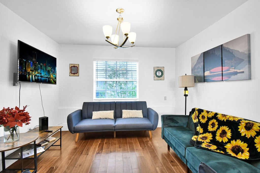 Boutique South Beach Hotel Sells by Luca Migliore