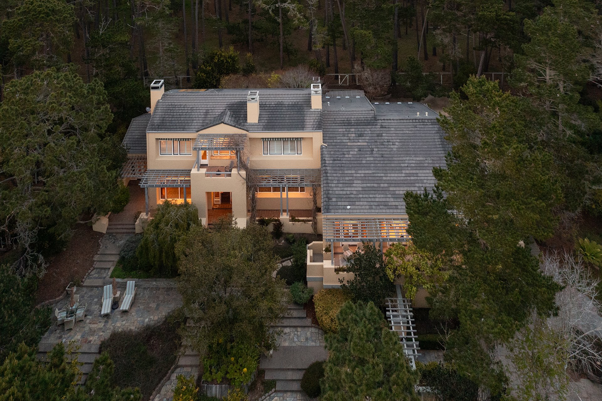 Spacious Pebble Beach Retreat