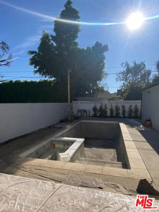4459 Kraft Ave