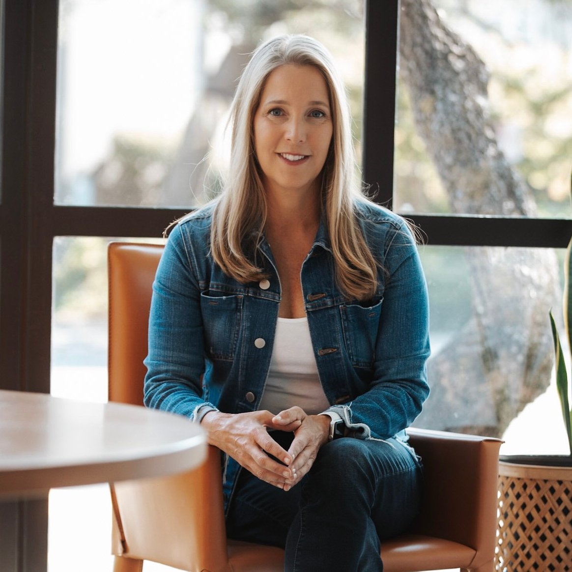 Julie Upton Mill Valley, CA Real Estate Agent Headshot