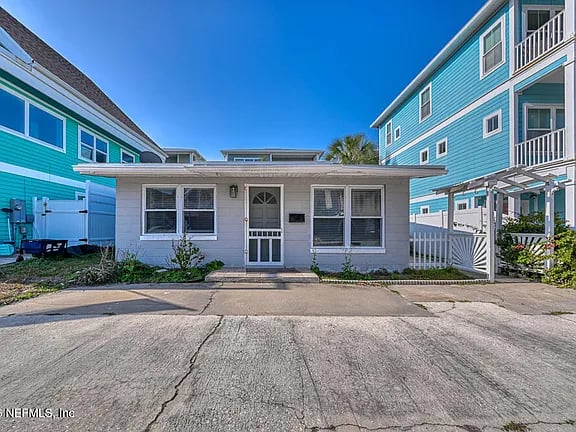 1812 OCEAN Drive S