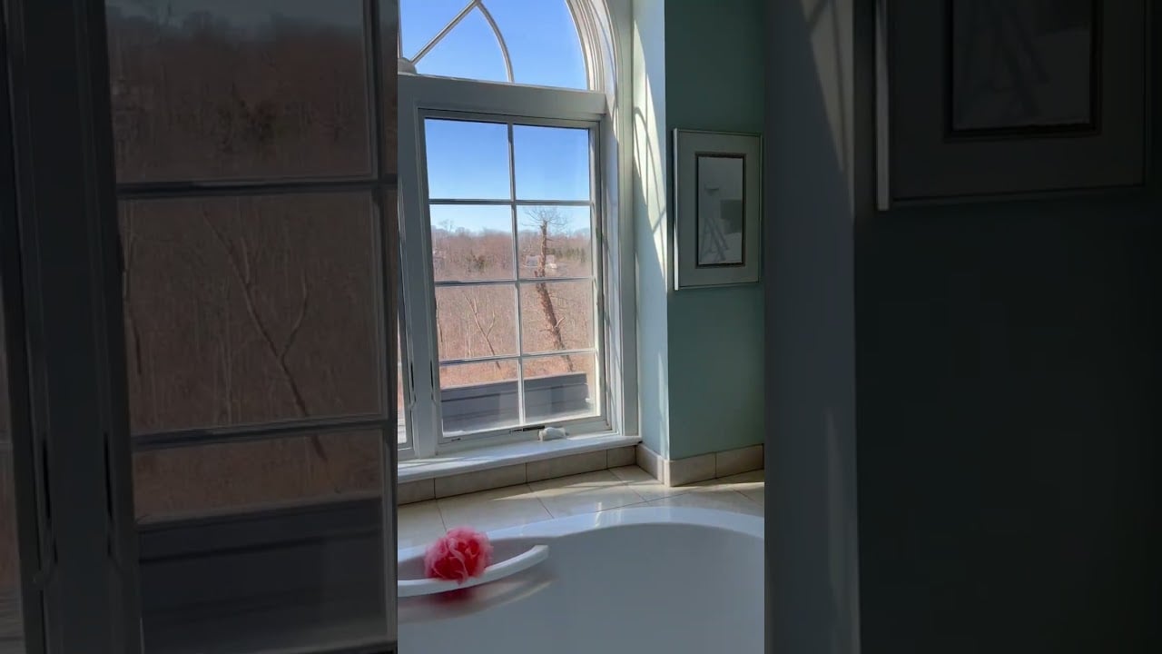 Fav tub of the tour yesterday, do you love it? 🛁