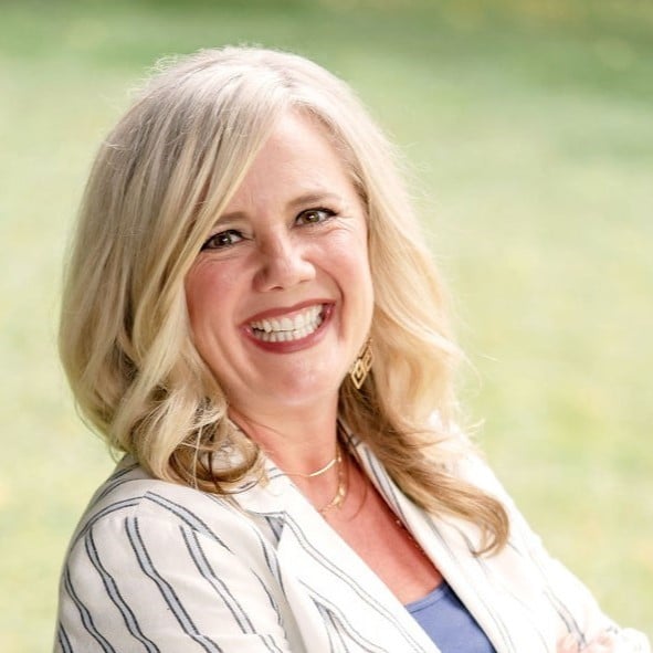 Kandi Cogliandro Forestville, CA Real Estate Agent Headshot 