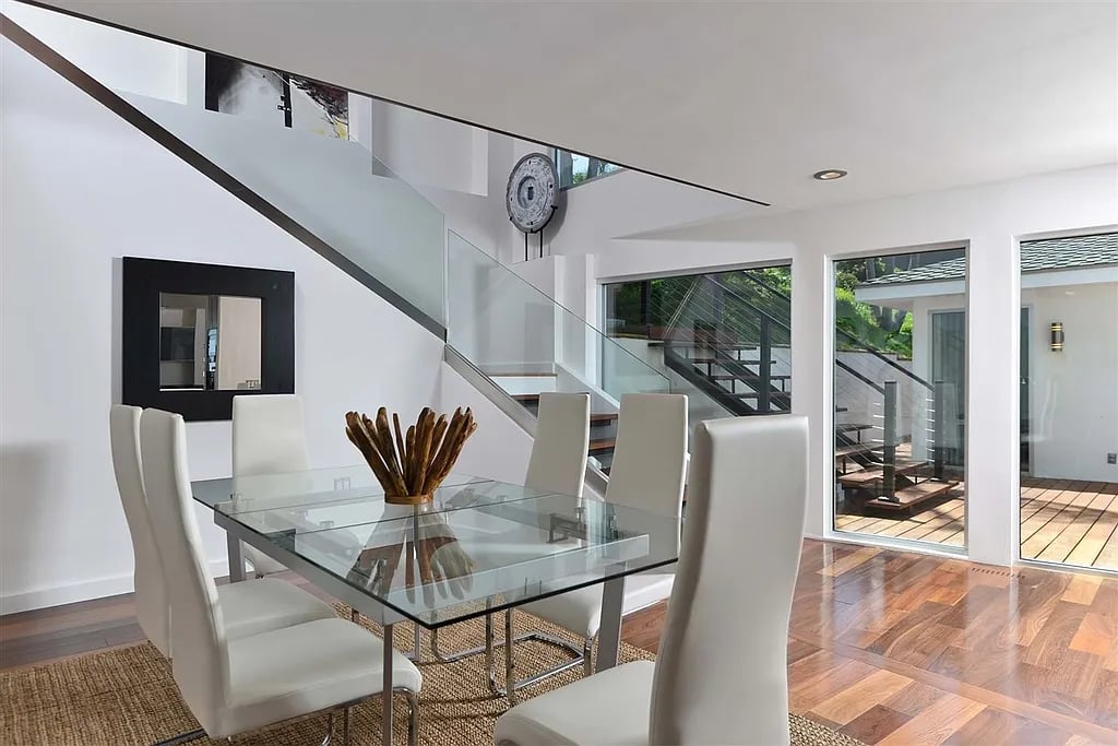 1642 Valdes Dr