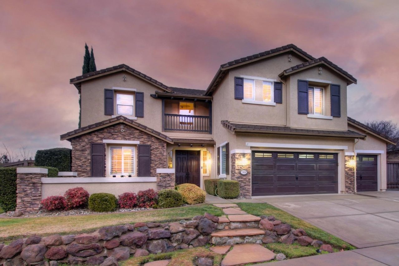 1908 Alexander Dr