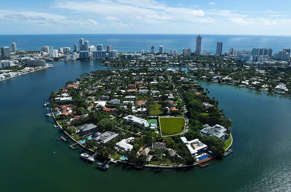 October 2025 | Bespoke Real Estate reveals a $17.4 million project on La Gorce Island