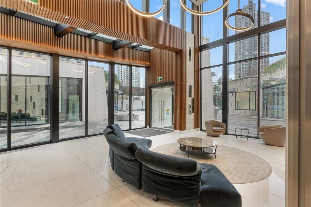89 Nelson St, #1410
