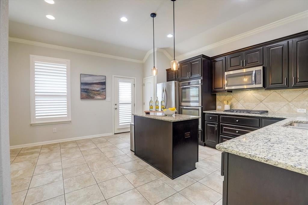705 Blue Agave Ln