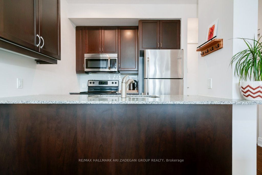 530 St Clair Ave W #503