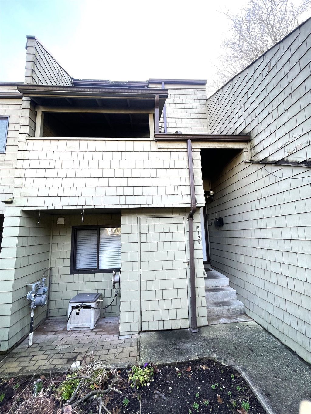 8132 Laval Pl