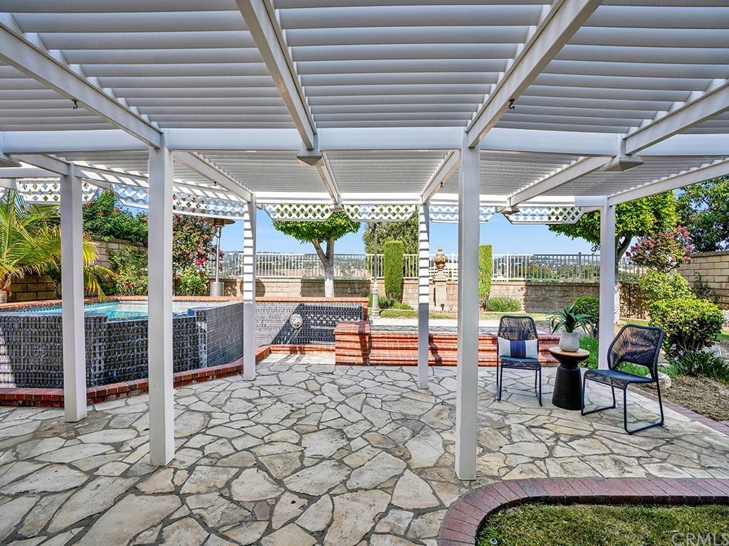 27775 Niguel Village Dr