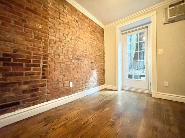 138 East 16th Street, 1B