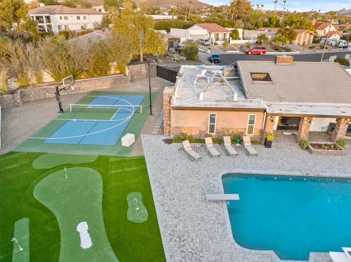 Phoenix Luxury! Pickleball | Free Heated Pool | Hot Tub