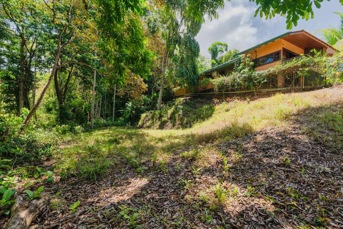 Uvita Ready-to-Build Lot Near the Beach – Commercial or Residential Potential