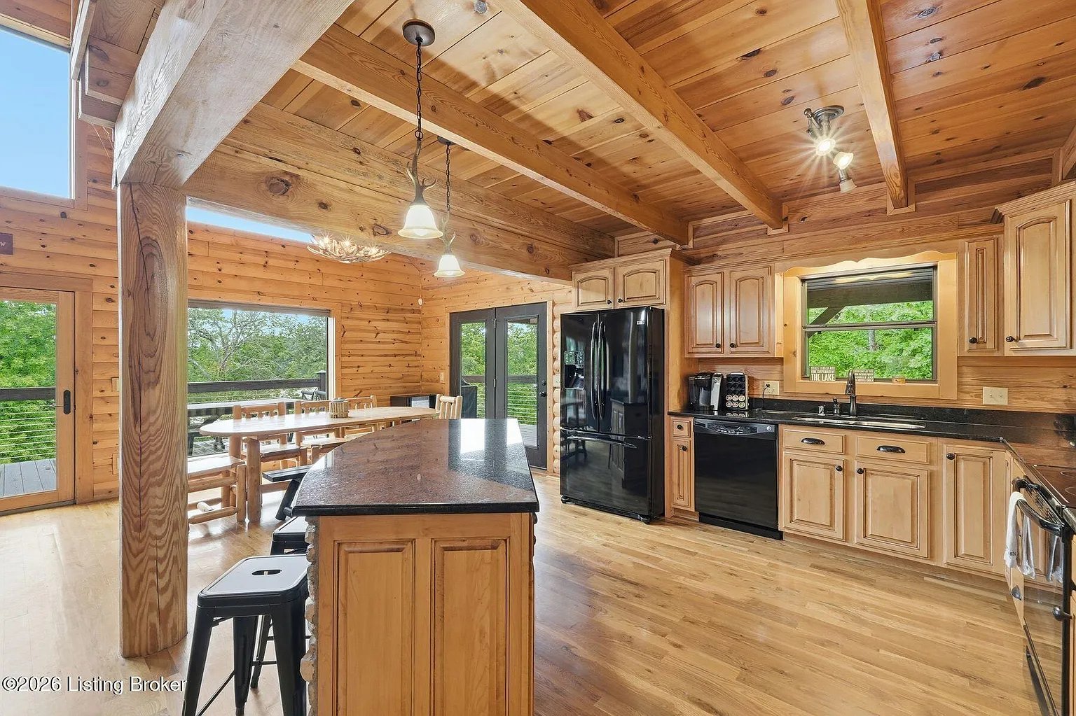 29 River Run Ln