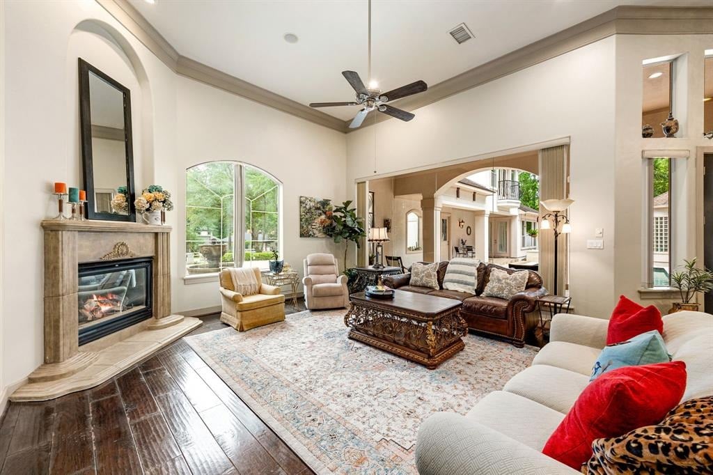 10355 Paradise Valley Dr