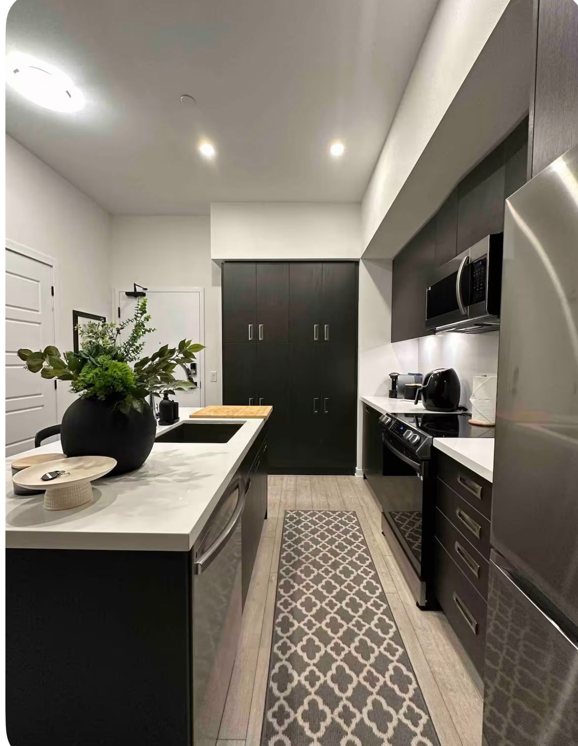 415 Sea Ray Avenue 106