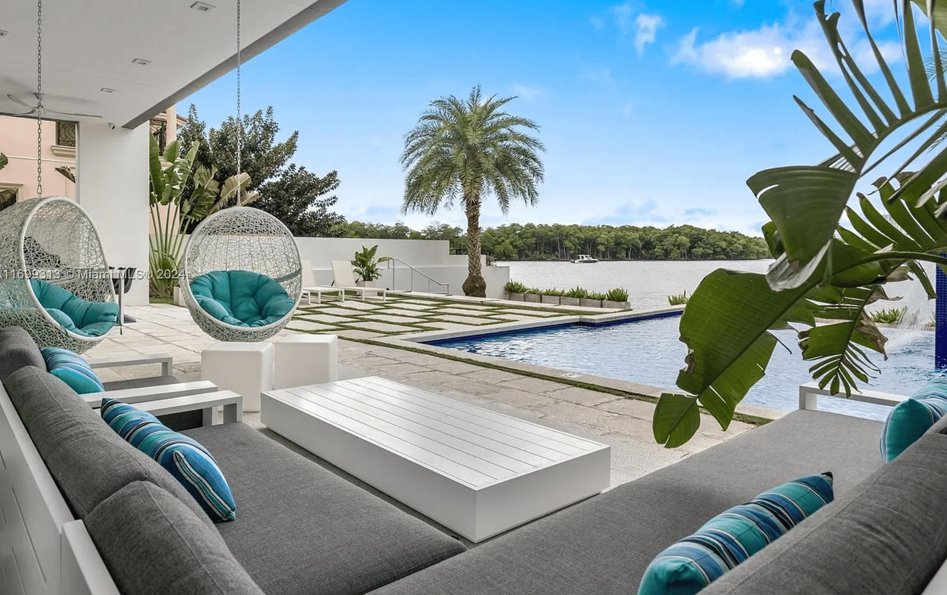 323 Atlantic Ave, Sunny Isles Beach, FL 33160