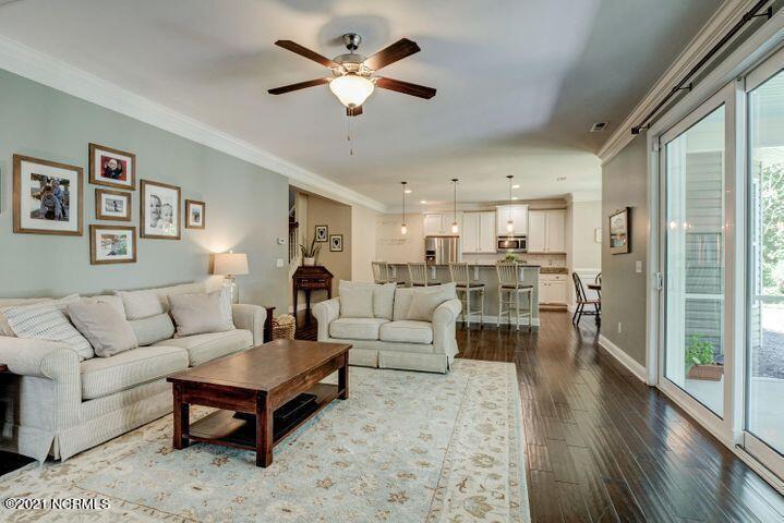 271 Weir Dr
