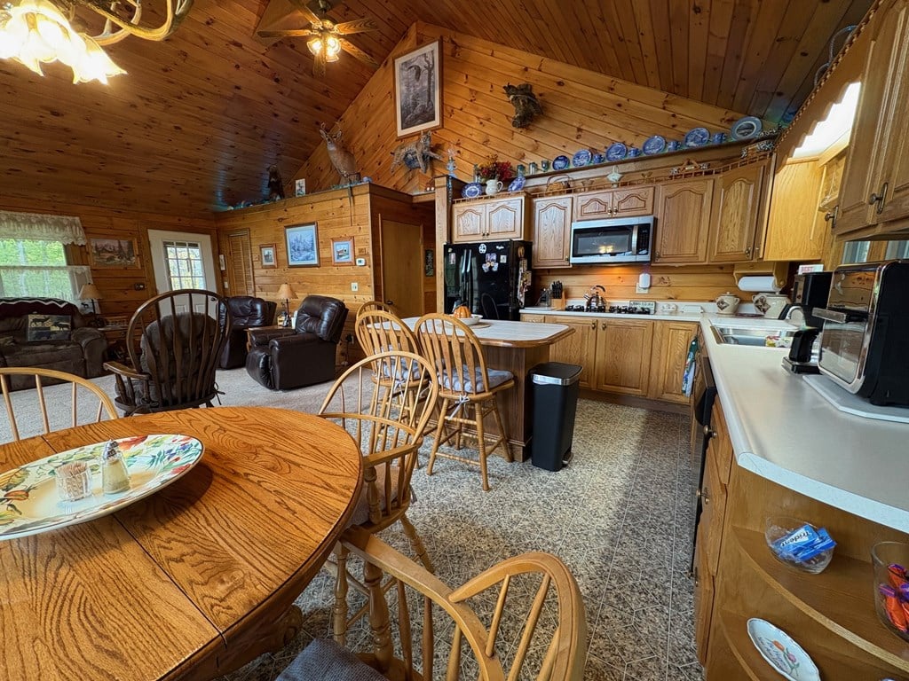 313 N. Brookland Road