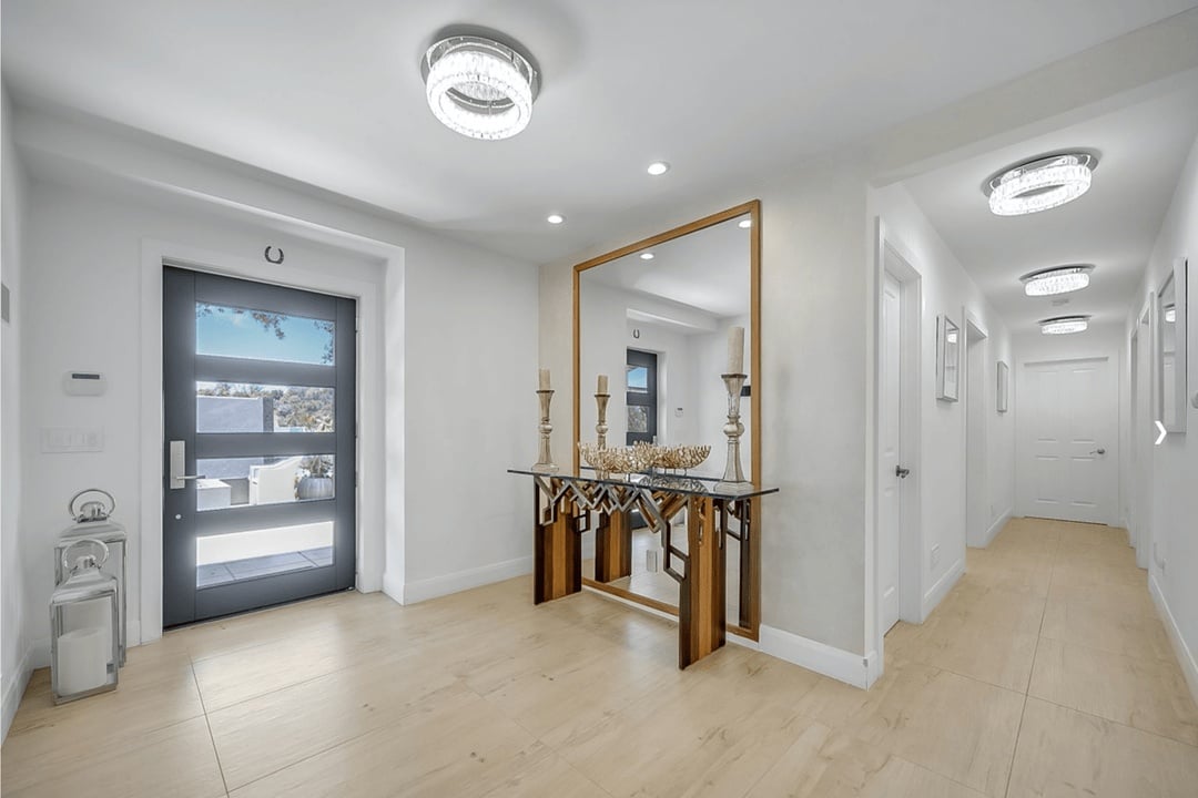 Luxe, Bellagio, 90049