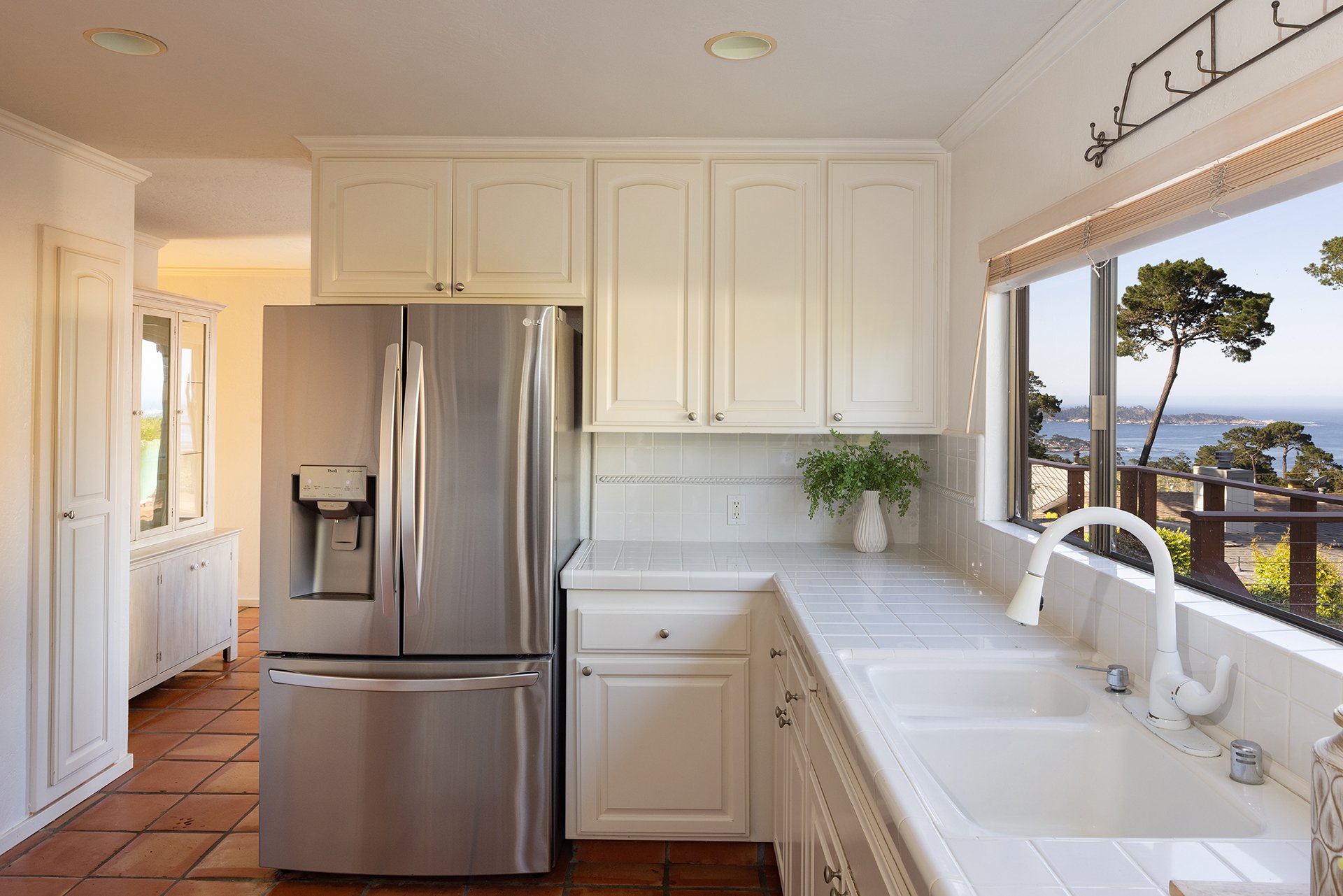 Oceanview Carmel Cottage - 24728 San Carlos Road