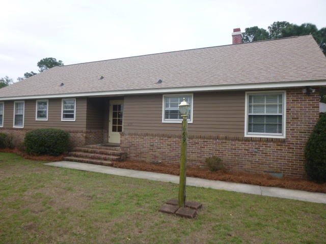 659 Ellis