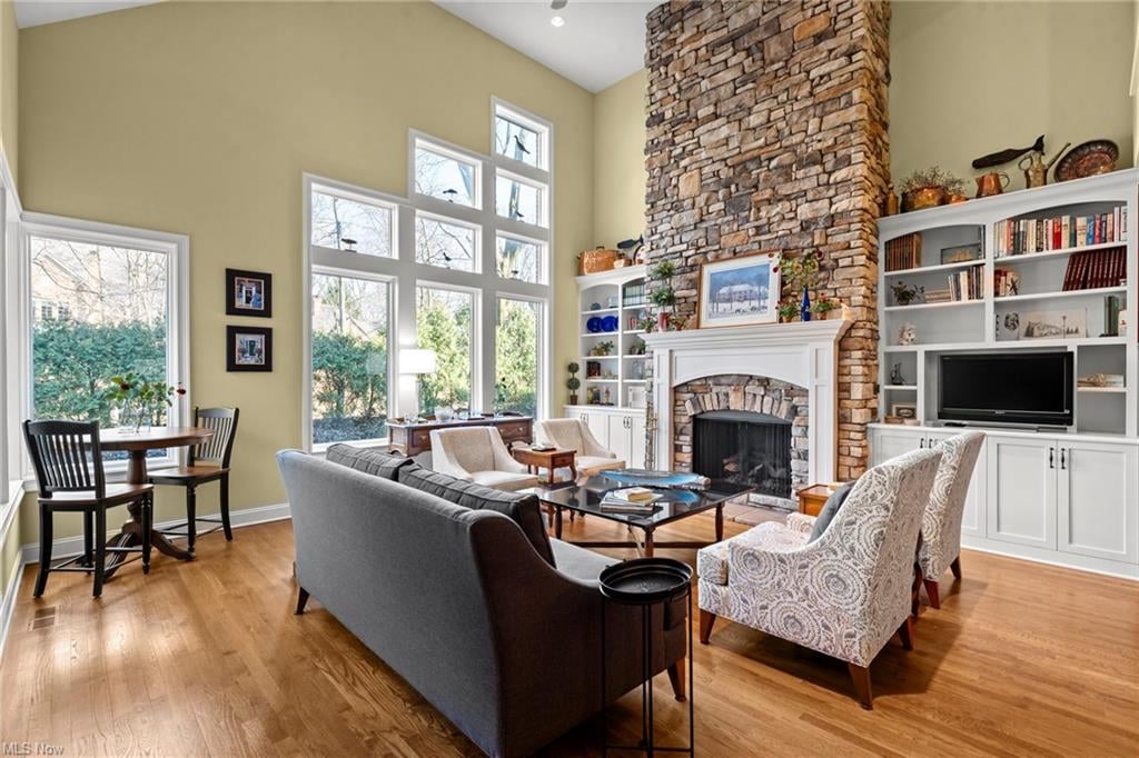Explore Cedar Fairmount: Eat, Shop, and Live in Style