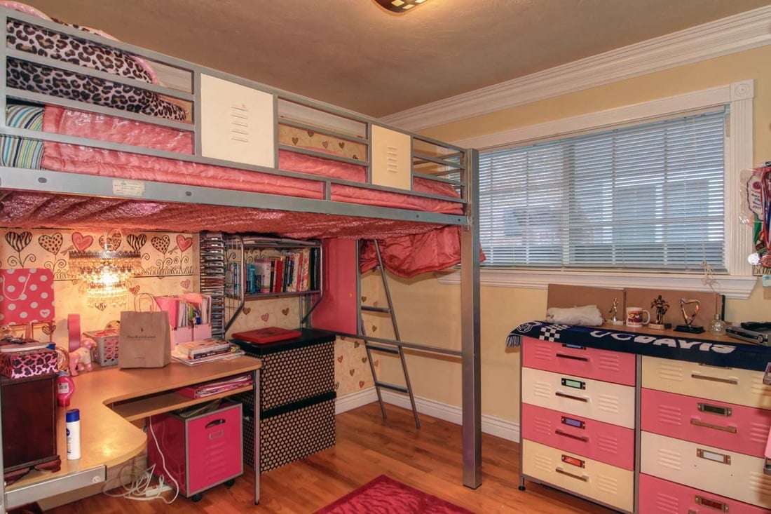 Just Listed! Great Location in East Sac!