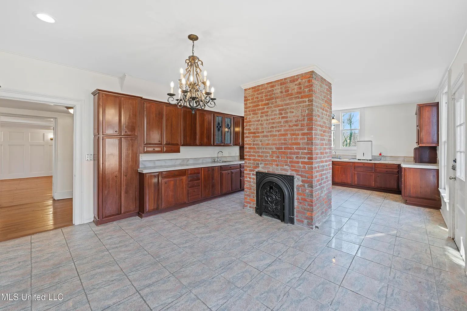 166 Craft St