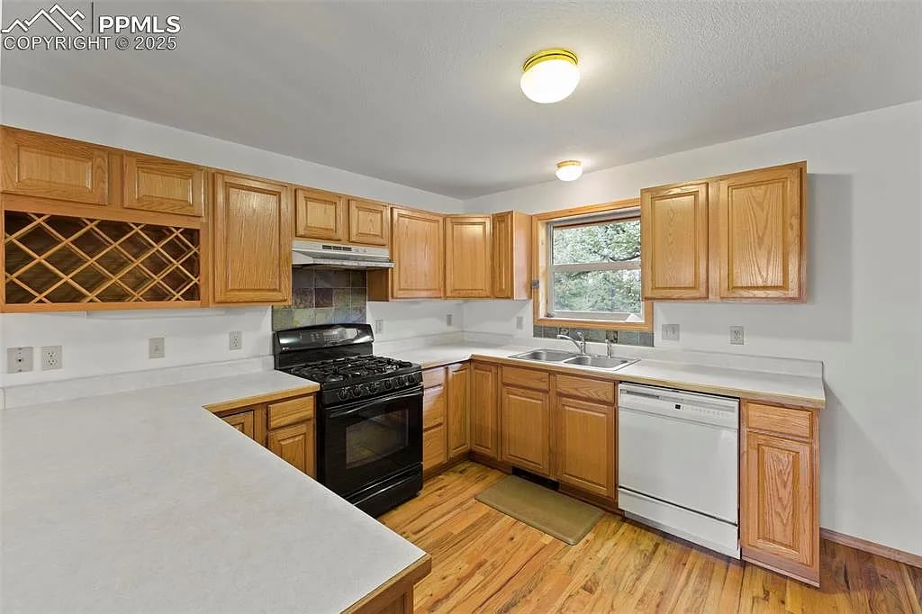 143 Lost Lake Pl