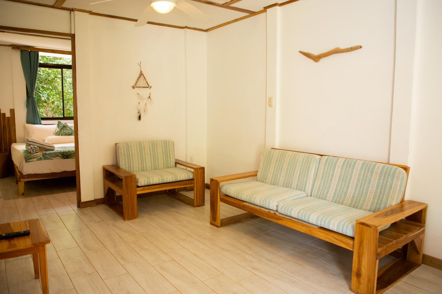 Drift Away Lodge | Near the Coast Hotel/Resort/Hostel For Sale in Playa Avellanas